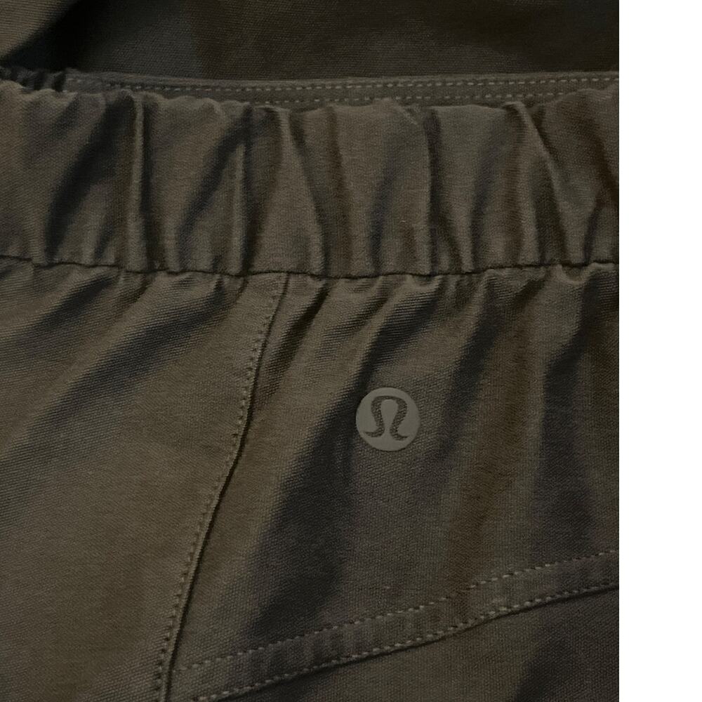 Lululemon Light Utilitech Cargo Pocket High-Rise Pant Espresso Brown size 30 - Picture 4 of 9